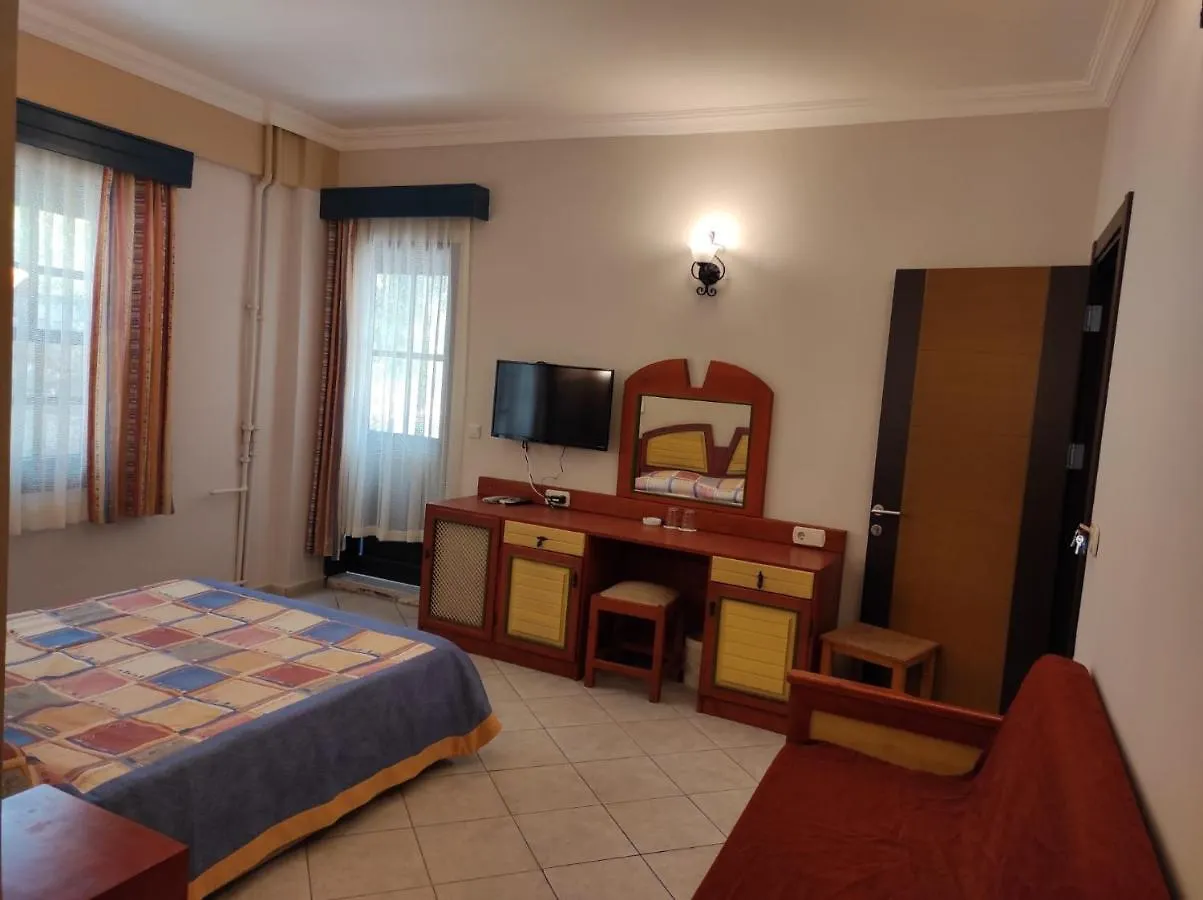 Belle Vue Oeluedeniz Hotel Fethiye 4*,  Turquia
